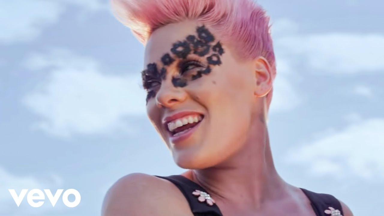 P!NK - Blow Me (One Last Kiss) (Color Version)