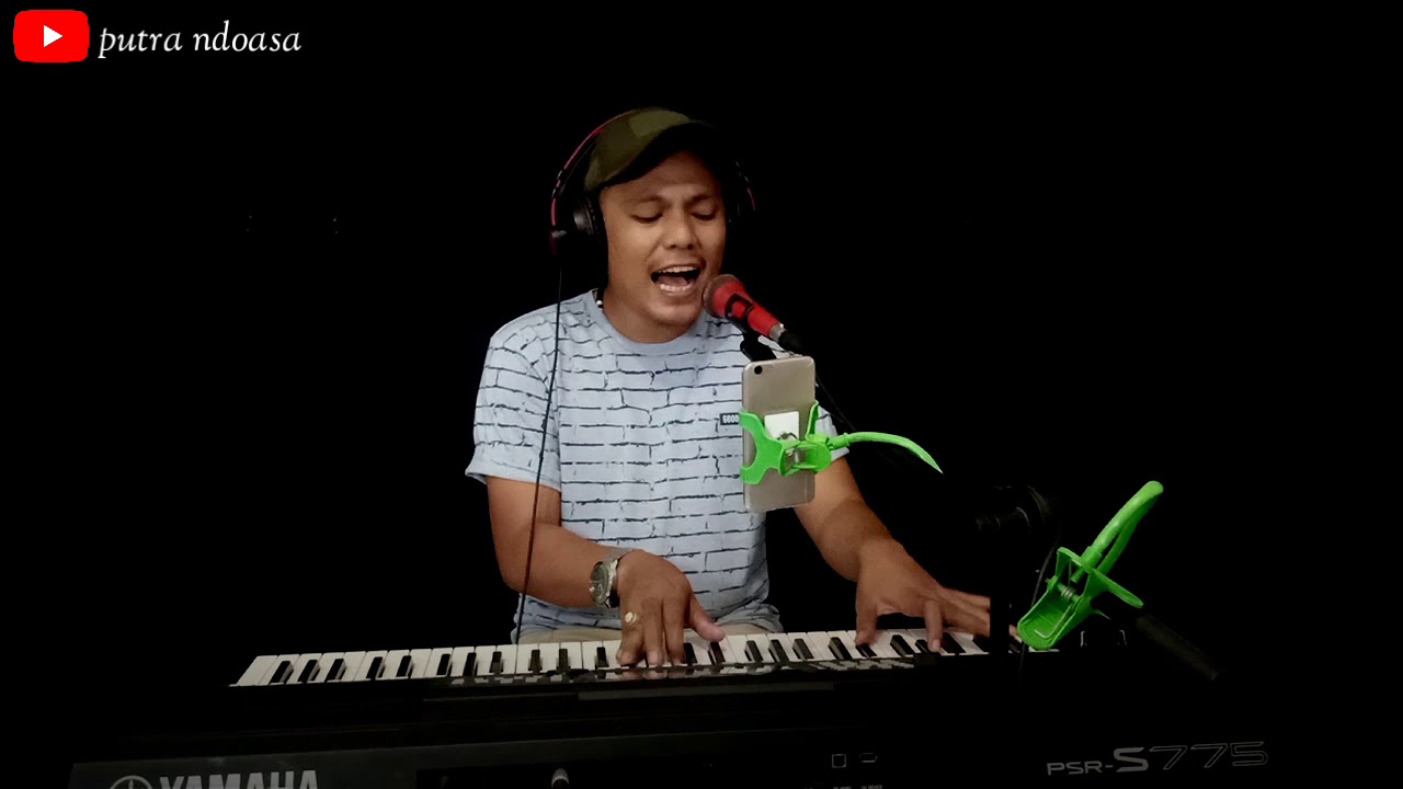 Hentikan saja (Opera) cover putra live keyboard