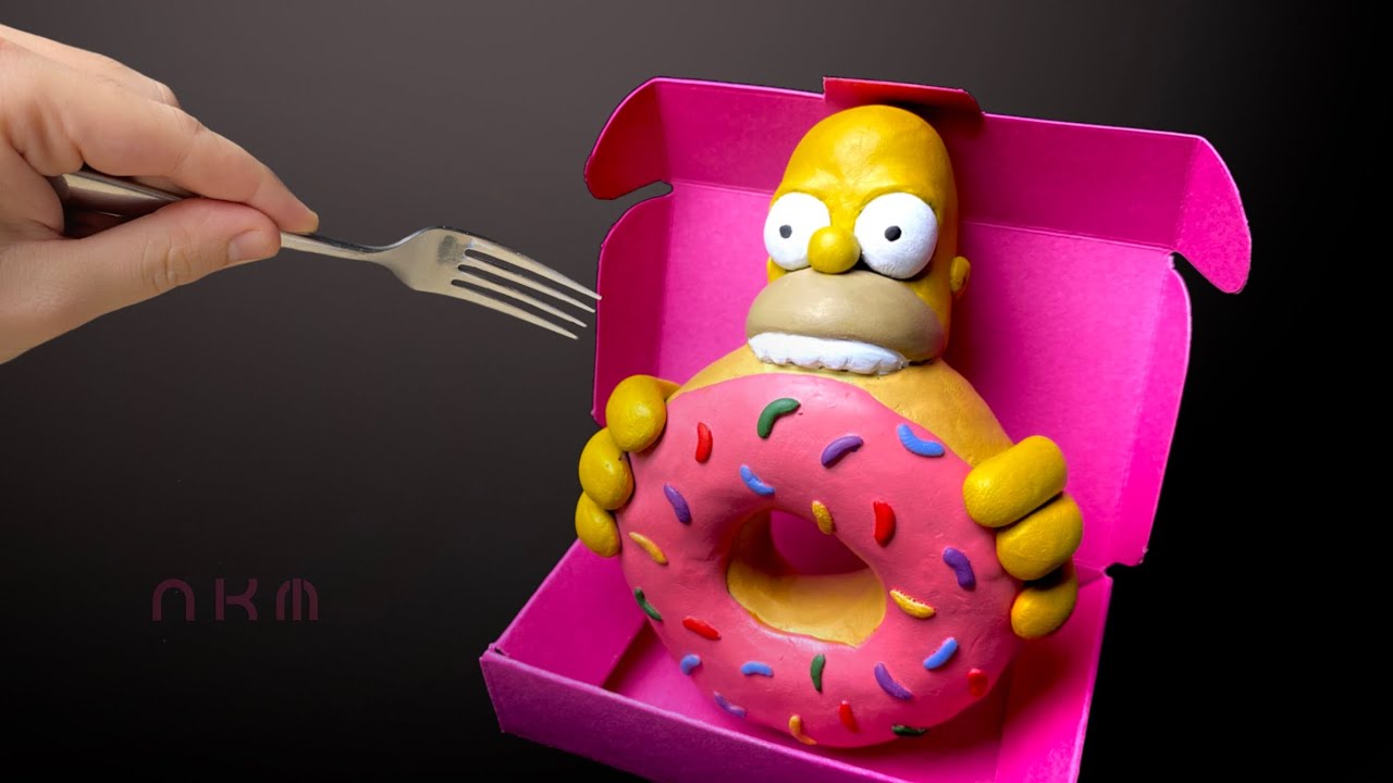 I made Homer Simpson clay sculpture using FORK ONLY!!!