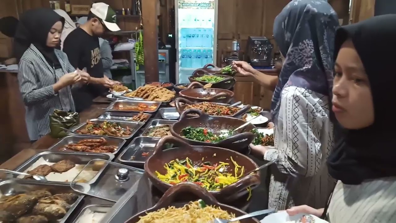 Makan Masakan Desa