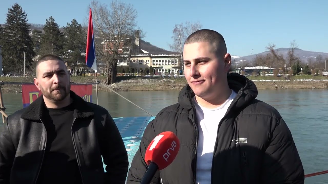 Plivanje za Časni krst u Prijepolju