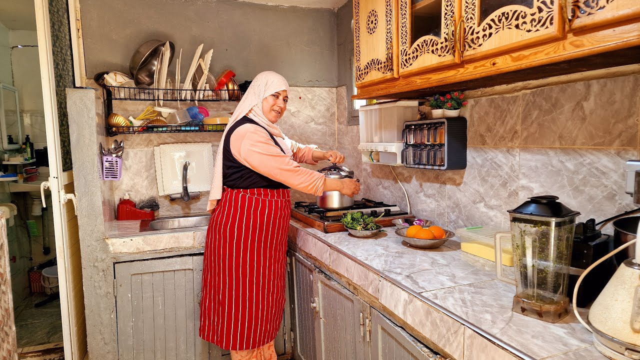 بدأت قناة 