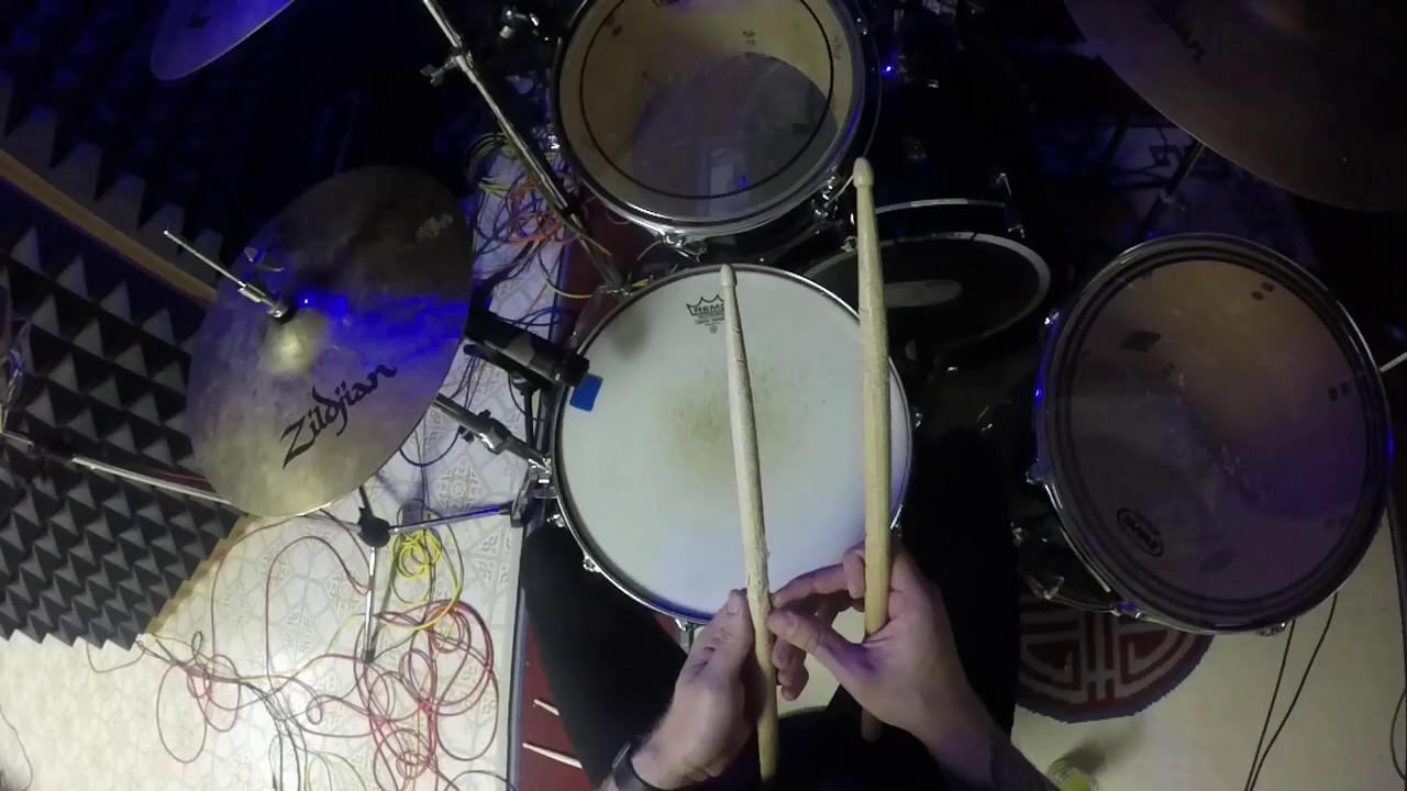 Final Round - Médecin Chaude - Studio drum recording with GoPro camera