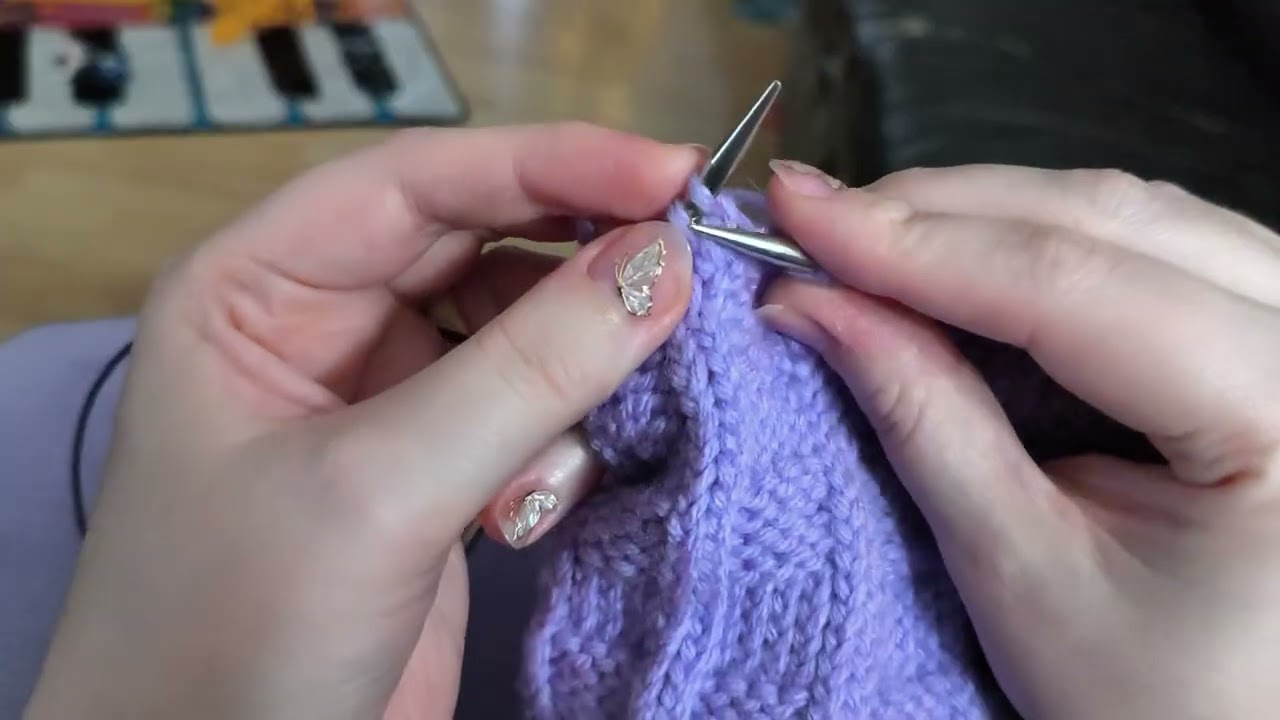 Relaxing knitting with me - muff casing part 1