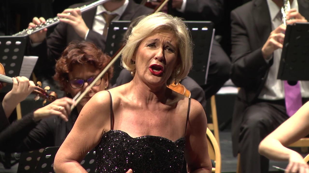 Isabel Rey, soprano