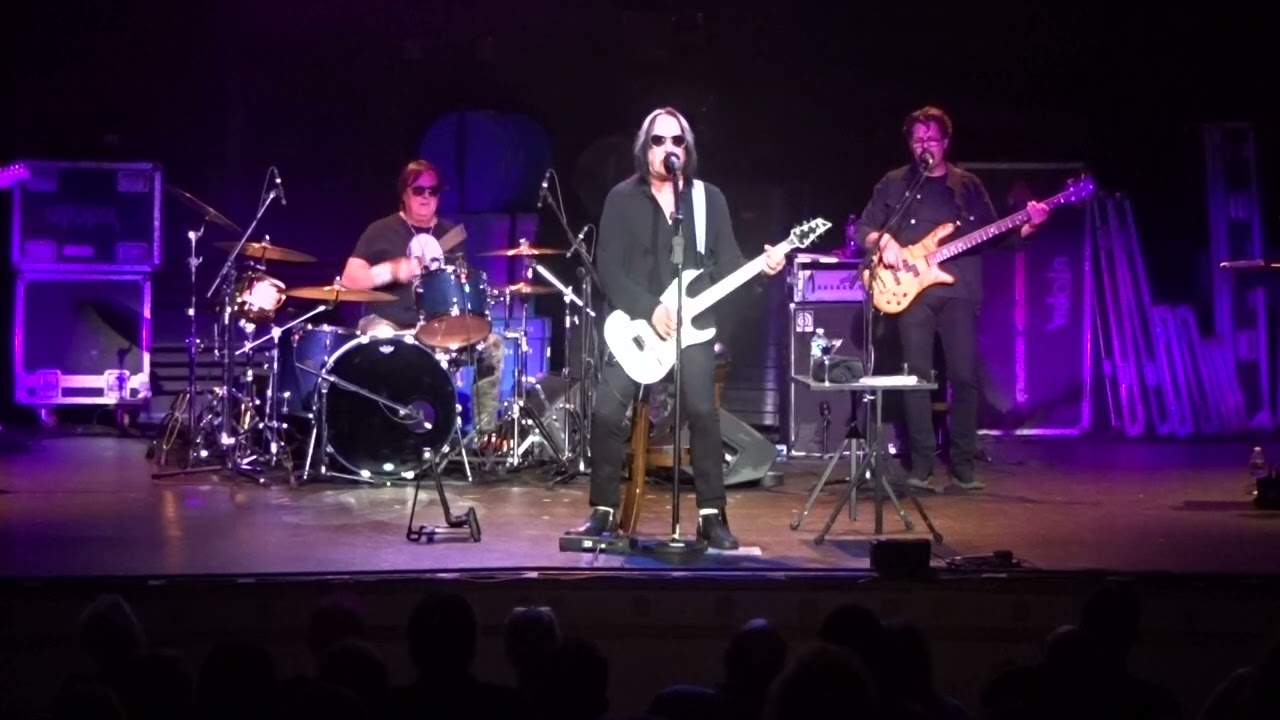 Todd Rundgren- 500 Miles