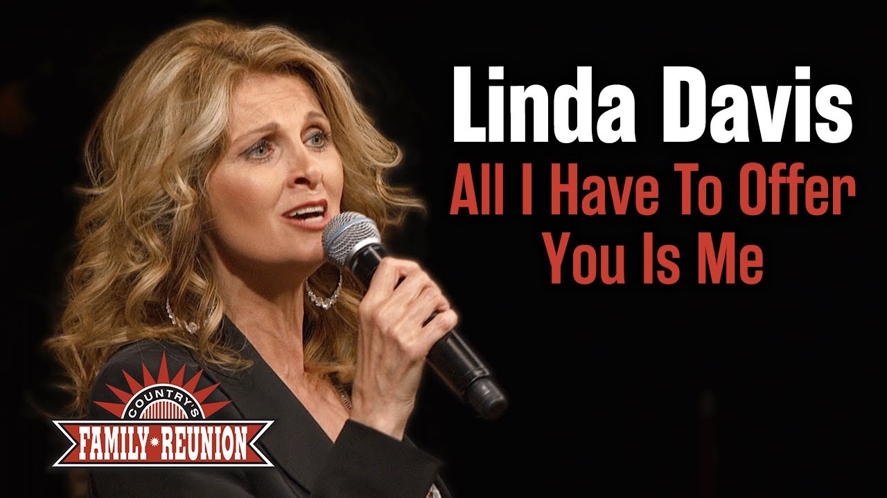 Linda Davis sings 
