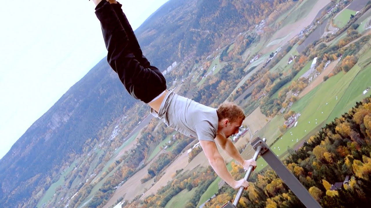 Street Workout at the Top of the World!