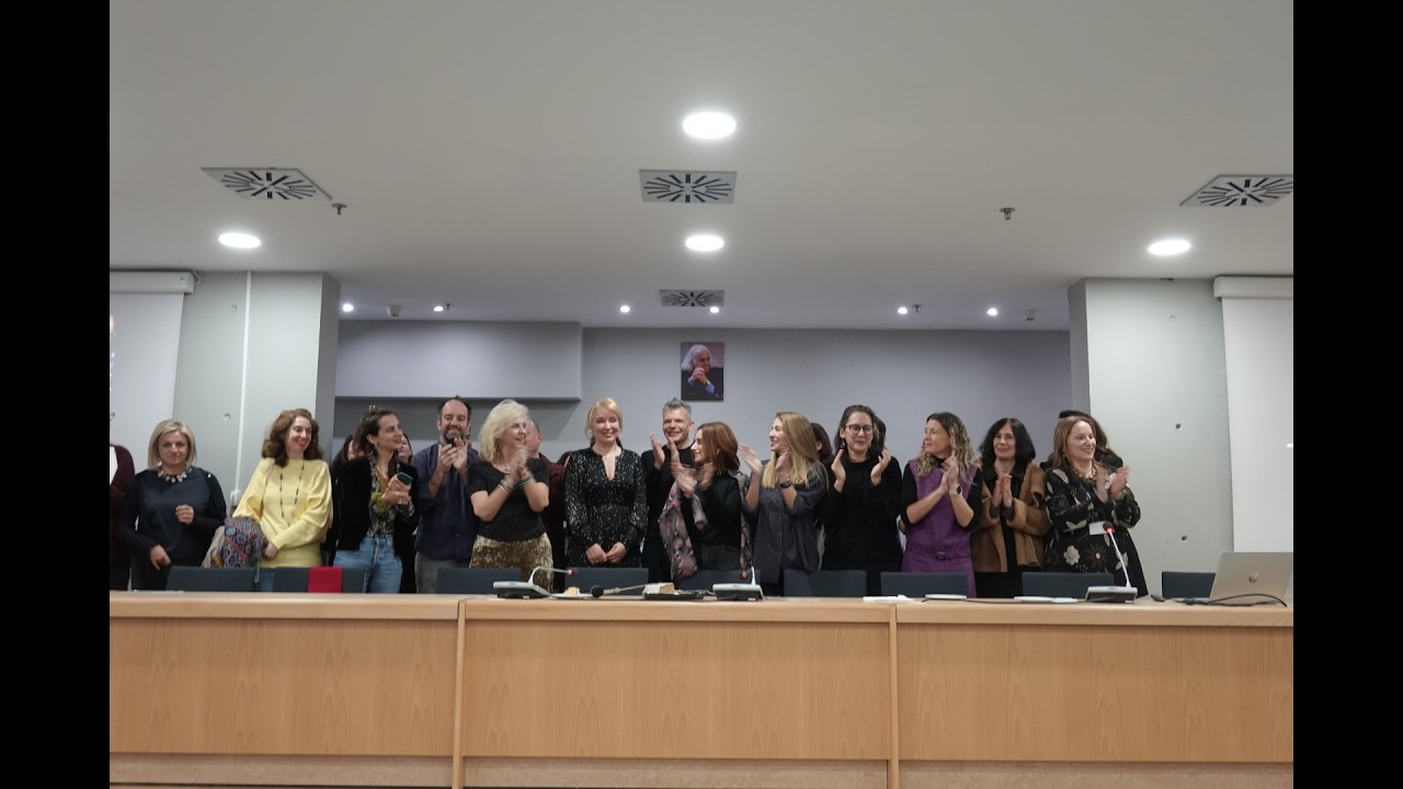 Ευχαριστίες καθηγητών