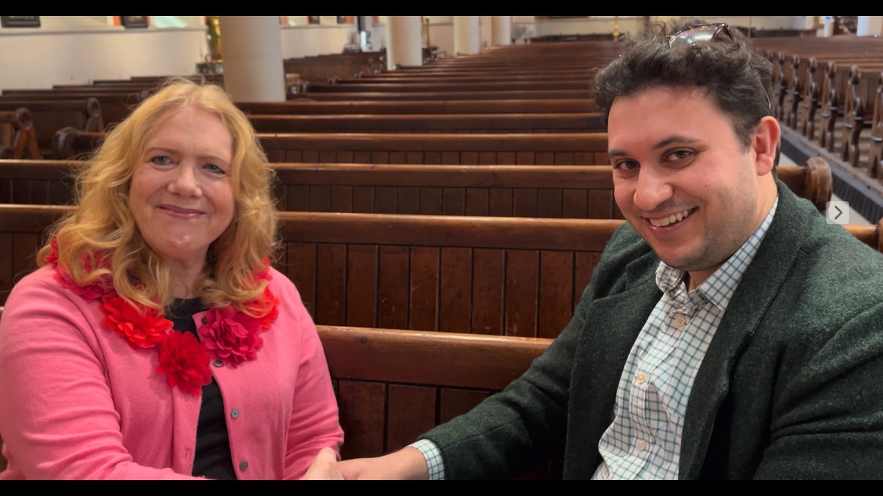 Our singer Jocelyne Wilson talks to the soloist playing Gerontius, Simon Mascarenhas Carter.