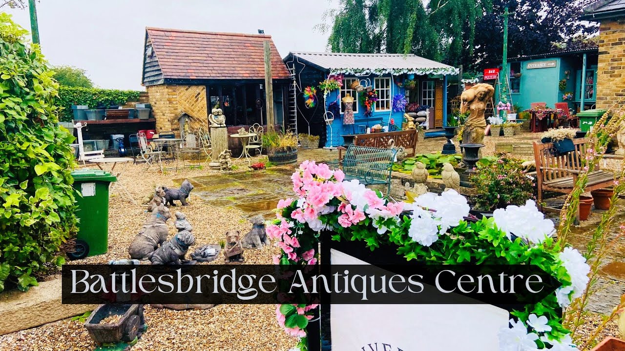 Sunday At Battlesbridge Antiques Centre. Antiques & Vintages 2023