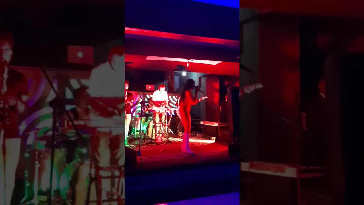melat kelemewerk_live_performing_at_olompia