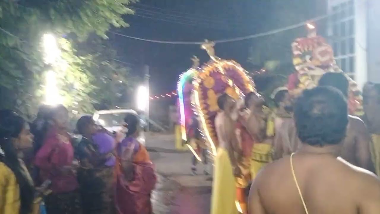 அருள்மிகு ஓம் ஶ்ரீ சௌடேஸ்வரி அம்மன் மஹா ஜோதி புறப்படுதல்