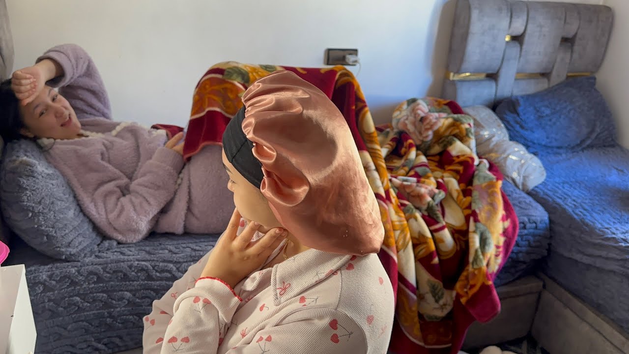 ناضت مضاربة ايمان وامينة مبغاوش يشقاو😭 امي تتغوت امينة تتغوت ناضت ليها فاتي😡