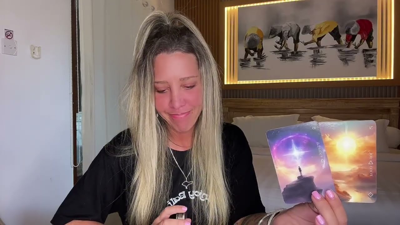 ÁRIES ♈️ A HORA DO CRUSH ❤️ Tem pensado em você dia e noite. A vontade de te ver é grande!