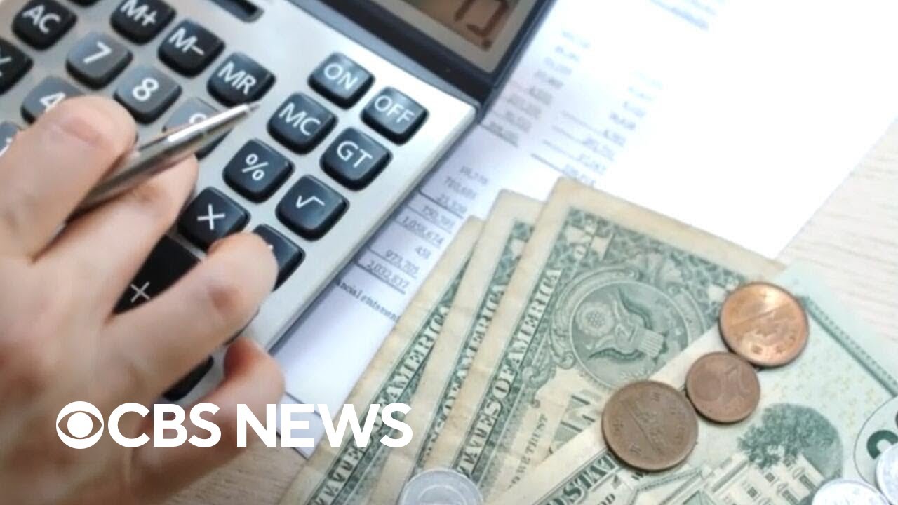 Growing number of young Americans living paycheck to paycheck, study finds