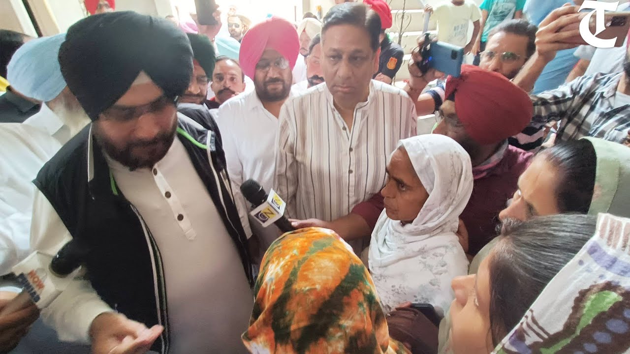 Congress leader Navjot Singh Sidhu meets drugs victims’ families in Bathinda
