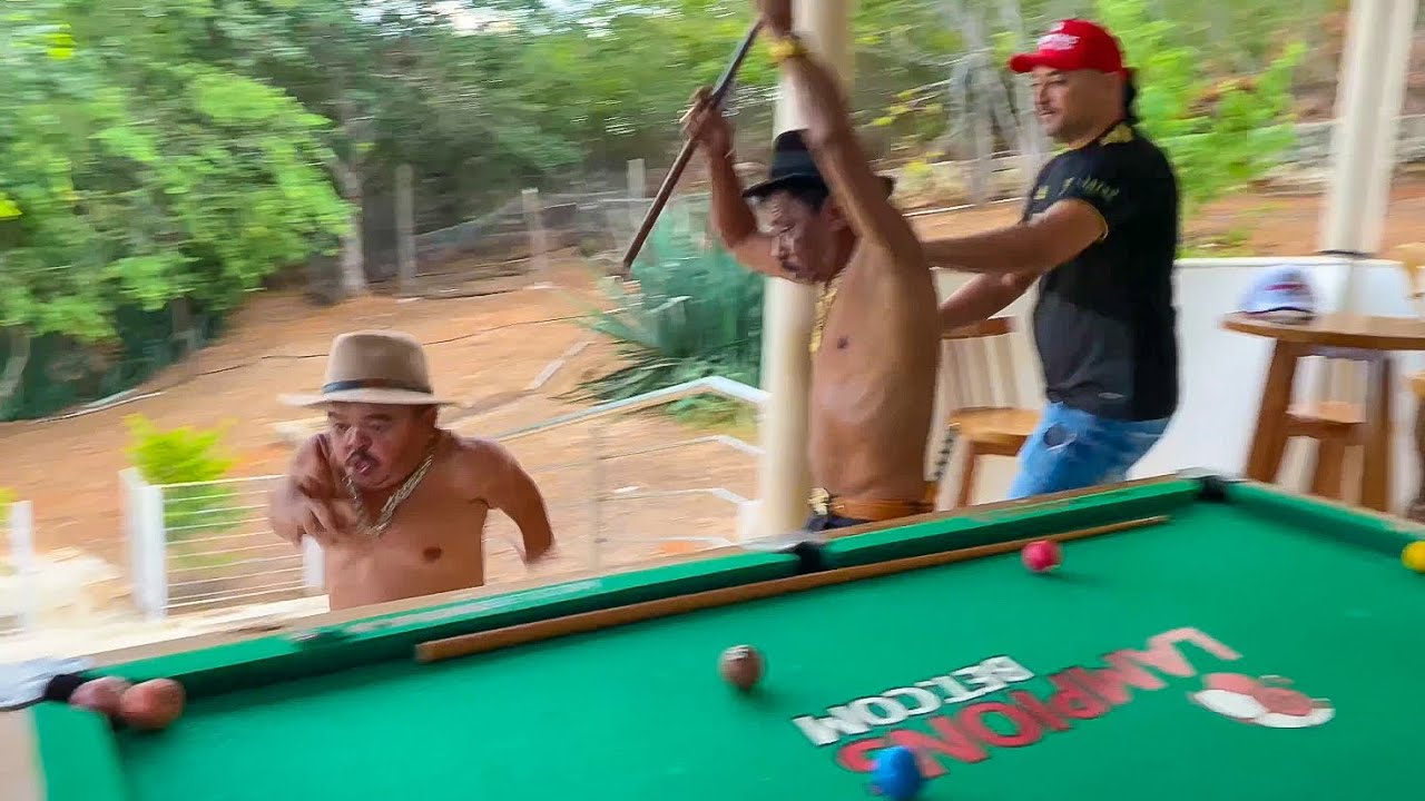 PILILIU CHAMA TIRINGA DE C* DE GAMBÁ