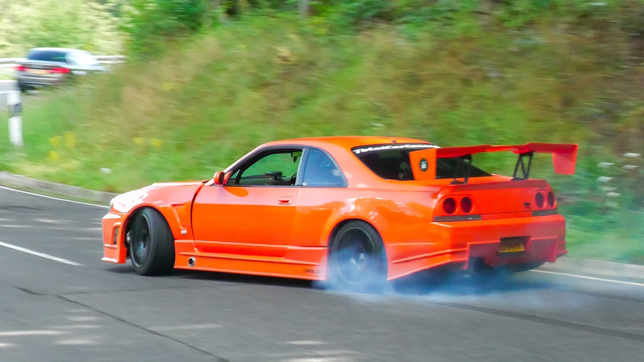 800HP Nissan Skyline Bee*R B334R RB30 - STREET DRIFTS AND BURNOUTS!