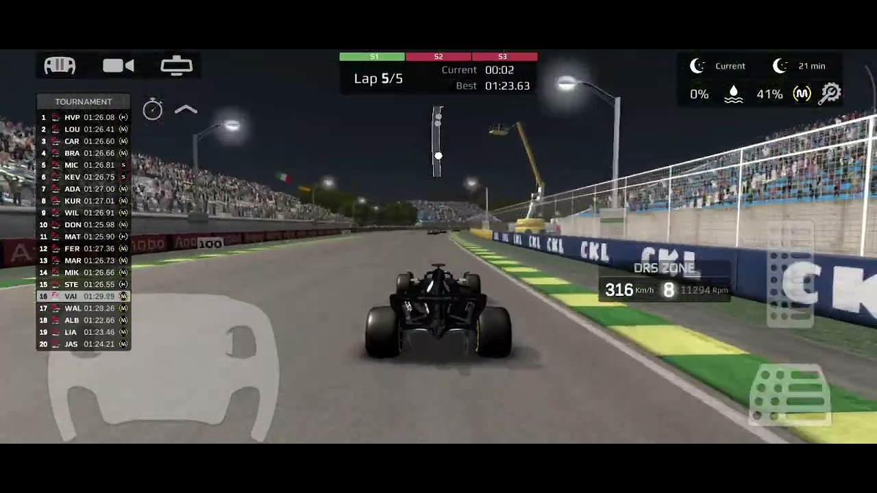 Fx racer gamplay in Android 