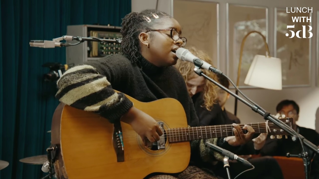 Lunch With... Ashaine White (Live from 5dB)