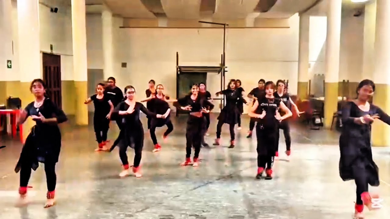 “Traditional Meets Modern | Bharatanatyam Fusion by Dhara Dance Academy - Milan”