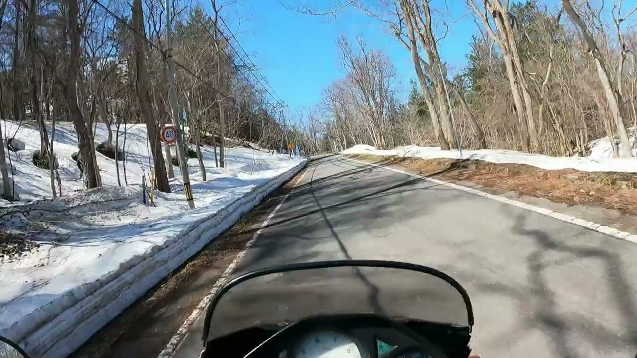 Winter closure lifted, road to the observation deck, Moto Guzzi Le Mans 3