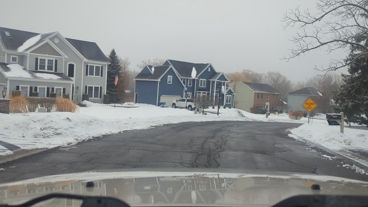 ONONDAGA NEW YORK SUBURBAN NEIGHBORHOODS ON A WET FOGGY SATURDAY AFTERNOON 