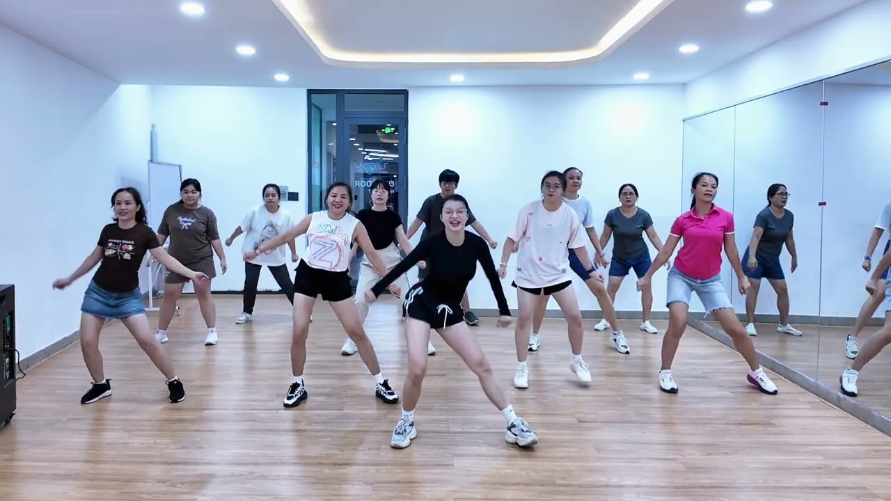 Watchdiz | ZIN Volume 118 | Dancehall-Punjabi | ZUMBA class | ZIN Adele 