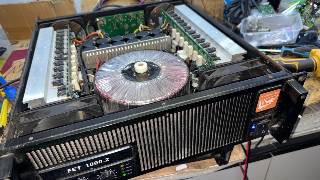 LIVE FEET 1000.2 AMPLIFIER umiilaw Ang signal indicator kahit walang audio input paanu ayusin