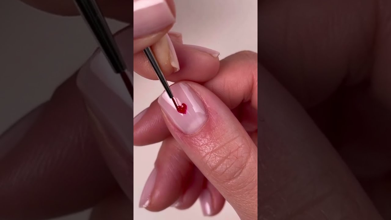 HOW TO : Comment r&eacute;aliser un coeur en nailart ? #nailart #heart #manucurechallenge