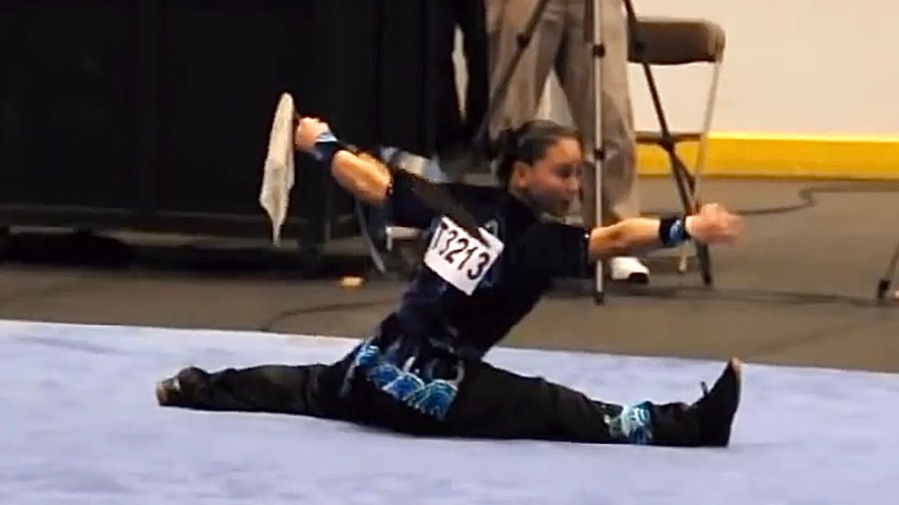 Wushu World Champion Jade Xu - Broadsword
