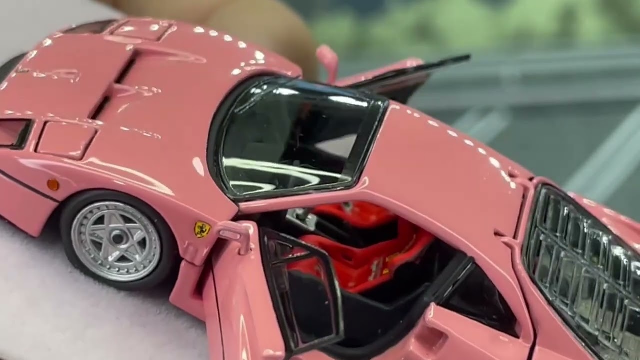 PGM PINK Ferrari F40 LM Diecast 1/64 scale