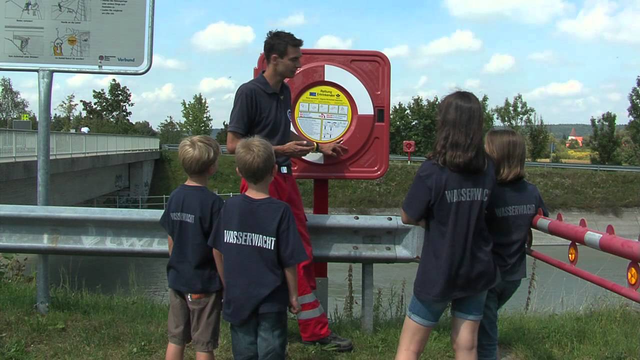 Gefahren an Fließgewässern - Mr. Wasserwacht erklärt Gefahrenstellen