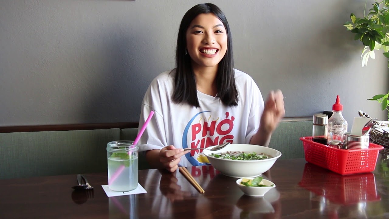 How to eat PHO