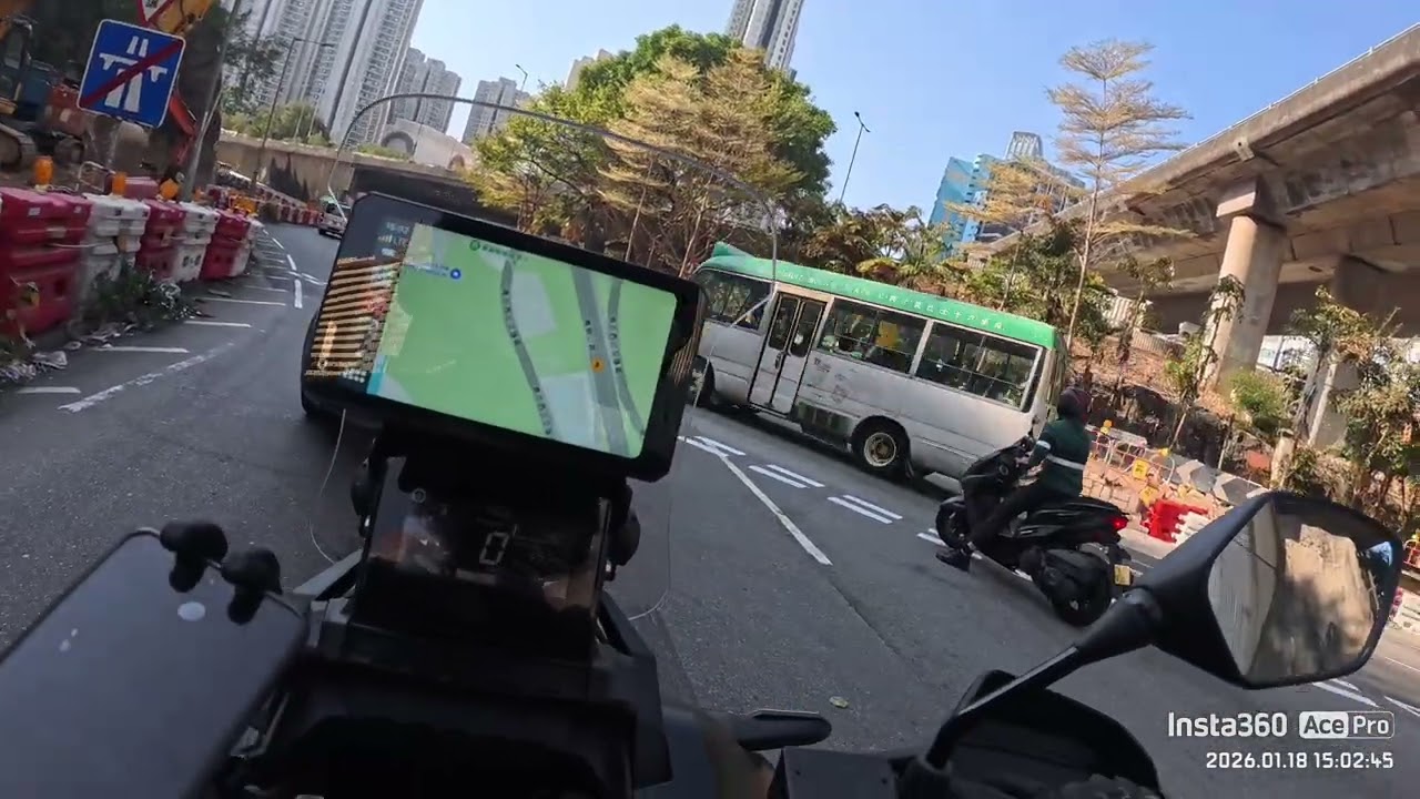 車場 往 青嶼幹線行政大樓 掛頸支架
