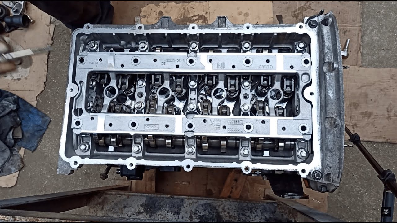 Ремонт двигателя Ford Transit 2.2 TDCI - Часть 3 - Установка коромысла, крышка коромысла, финальн...