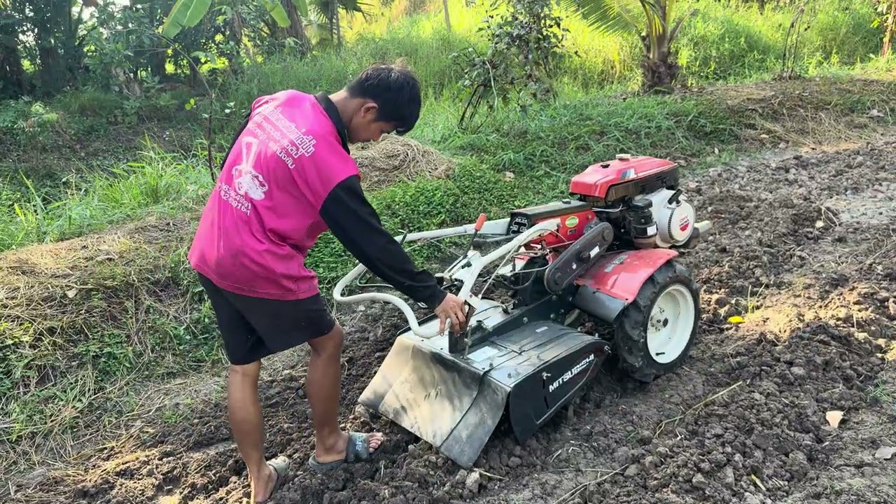 จัดส่งพร้อมสาธิตการทำงานให้กับลูกค้าอุทัยธานี 🚜 สนใจคันอื่นโทร 082-6291641 / แอดไลน์