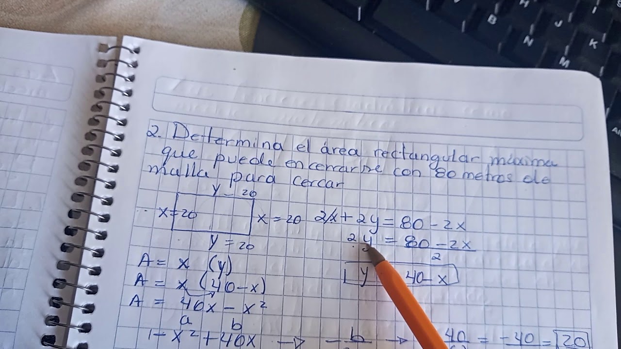 Funciones cuadraticas como modelos matemáticos