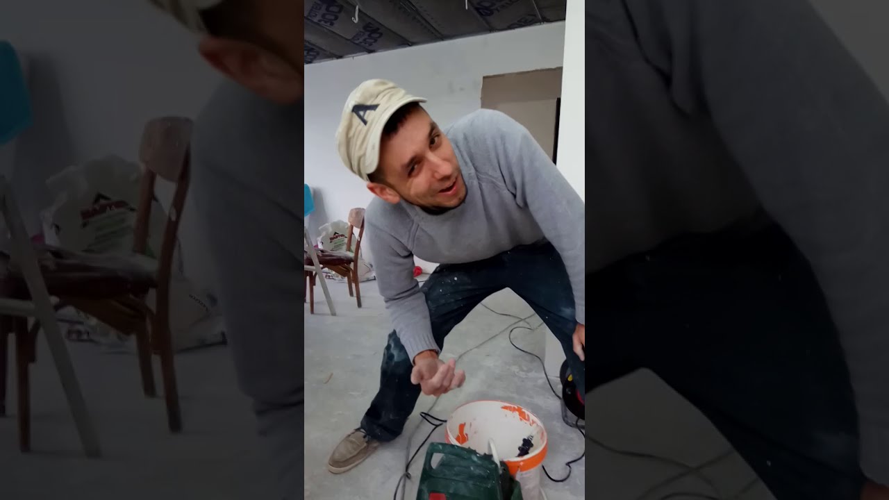 Електровалик, краскопульт Bosch PPR250 в роботі