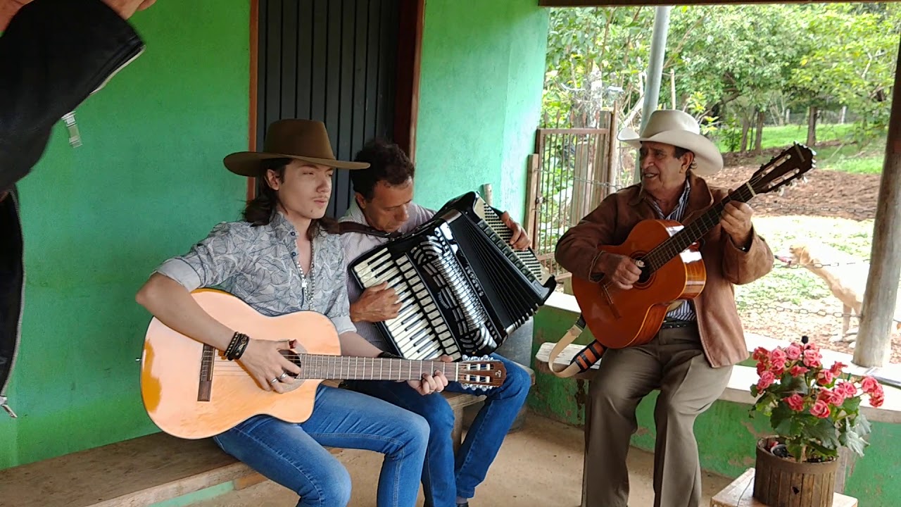 Dhonatan Coelho e Trio da Vit&oacute;ria - Amor Vol&uacute;vel