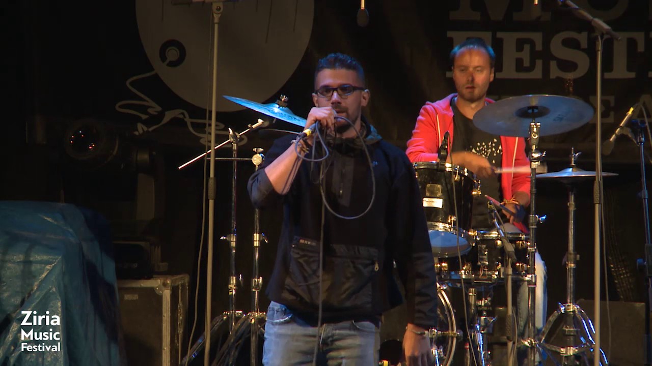 Χατζηφραγκέτα The Band! -" Λιώνω" @ Ziria festival 2016