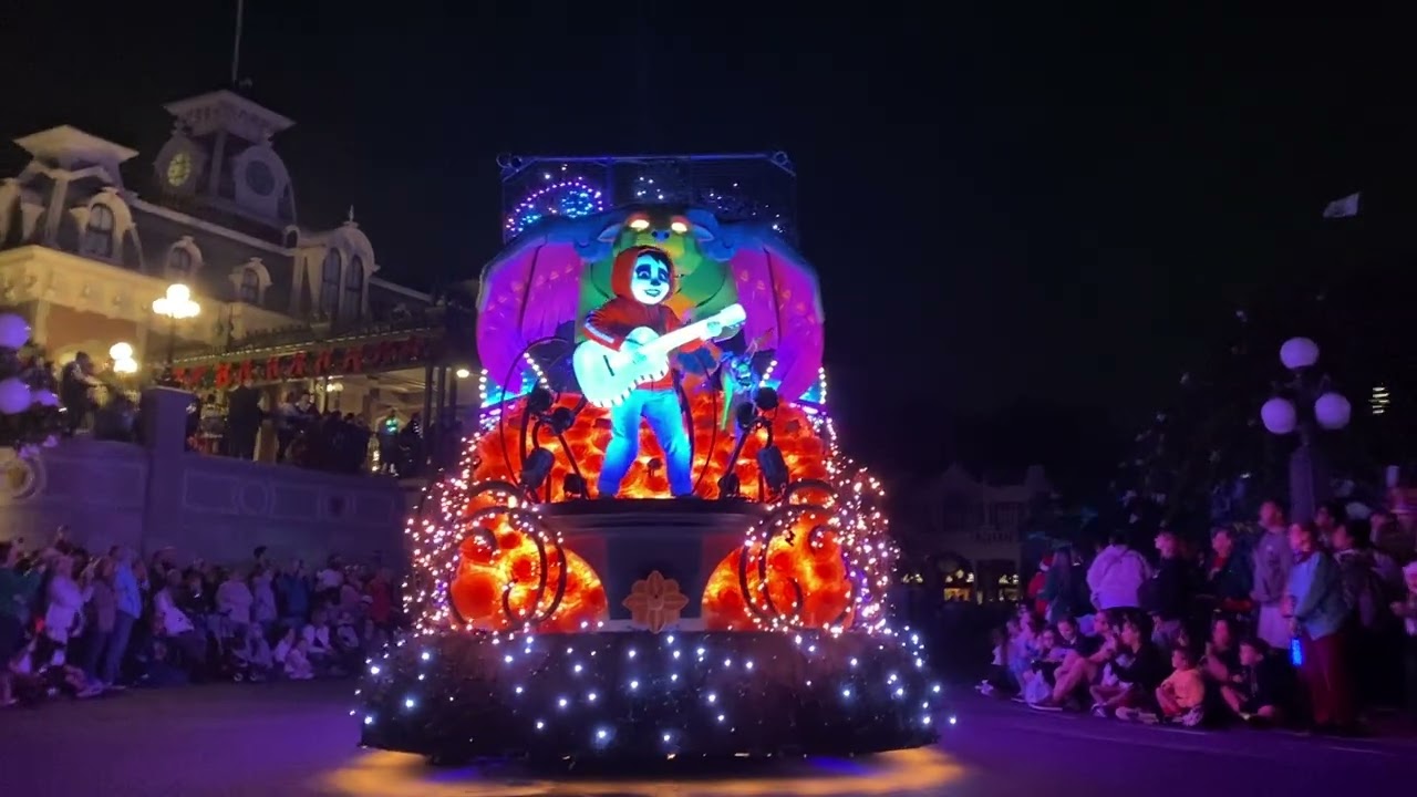 Disney starlight parade 2025