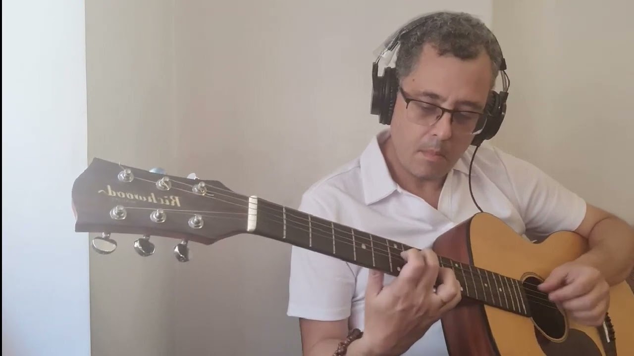 Andrea Canade - Richwood Guitars | Valmusic Professional