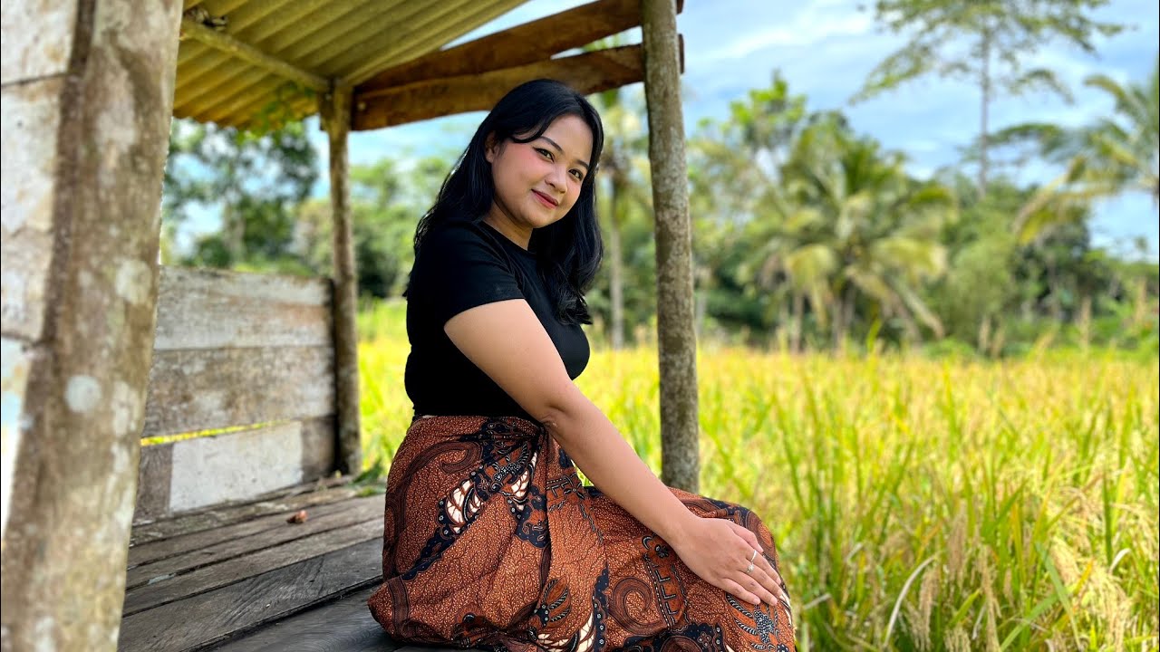 Kaget! Tiba-tiba Bertemu Janda Di Tengah Sawah, Yuk Kita Kenalan Dulu