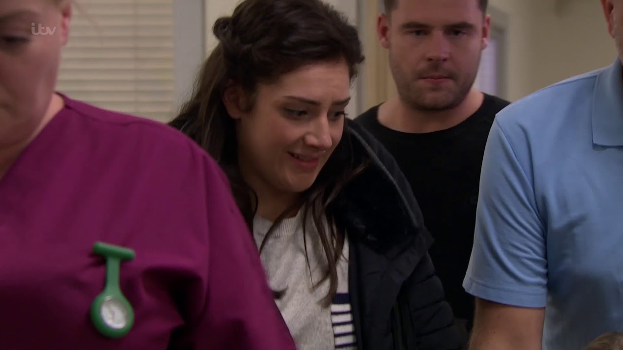 Rebecca Is Rushed Into Hospital to Give Birth - Emmerdale
