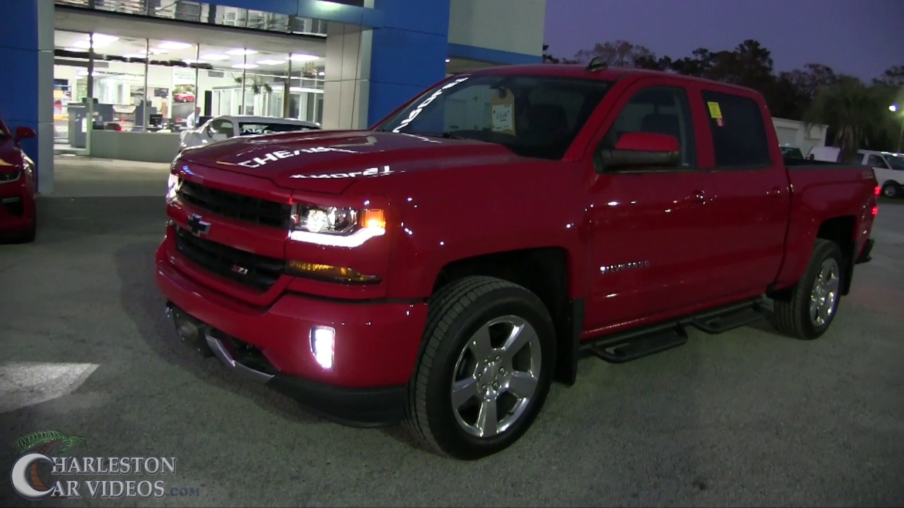 Chevrolet Silverado Z71 2017 года | Ночной обзор — Внешнее и внутреннее освещение и многое другое