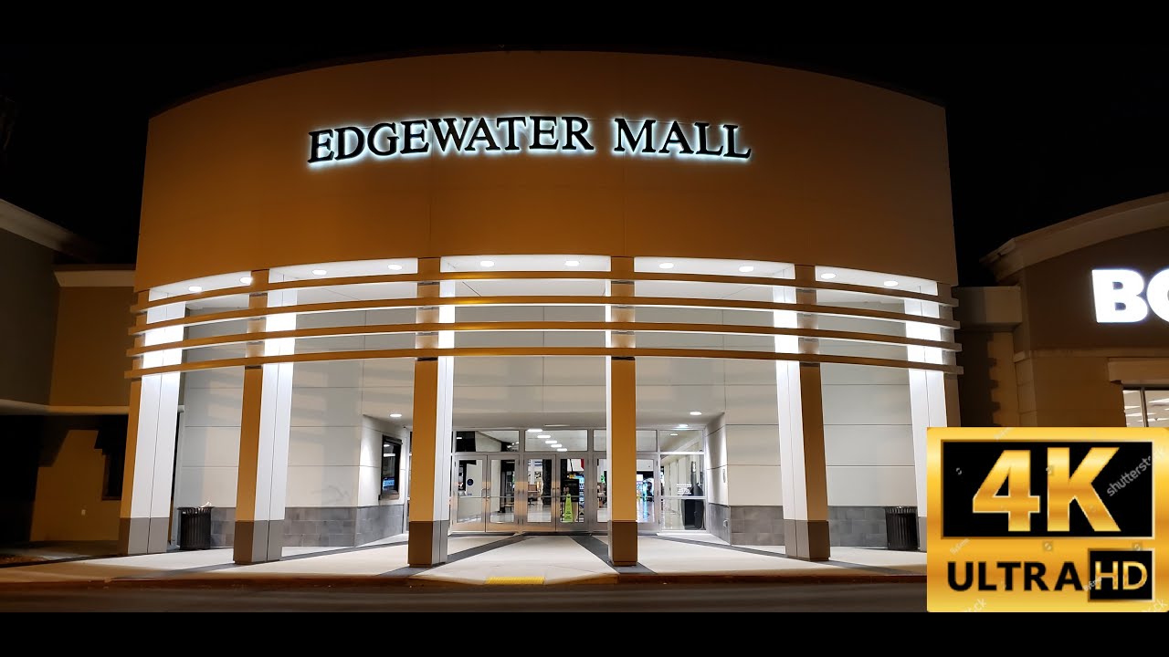 Прогулка по торговому центру Edgewater Mall в Билокси, штат Миссисипи.