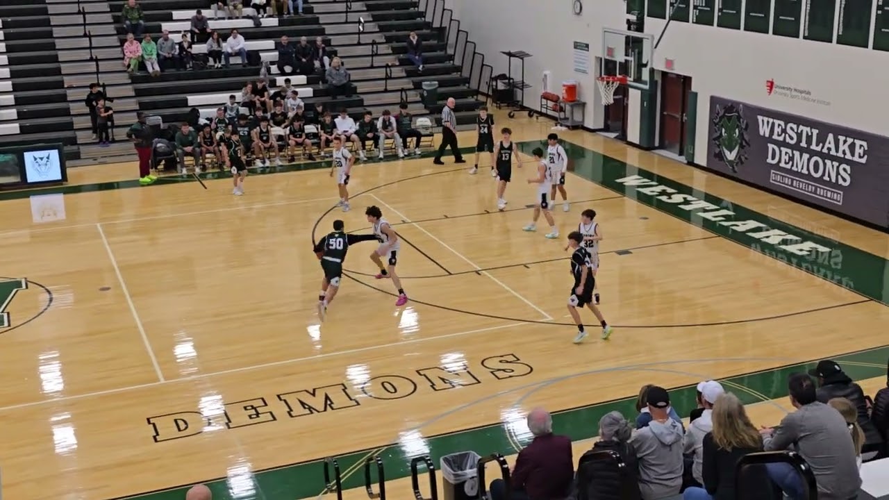 LBMS8GREEN  vs  White 