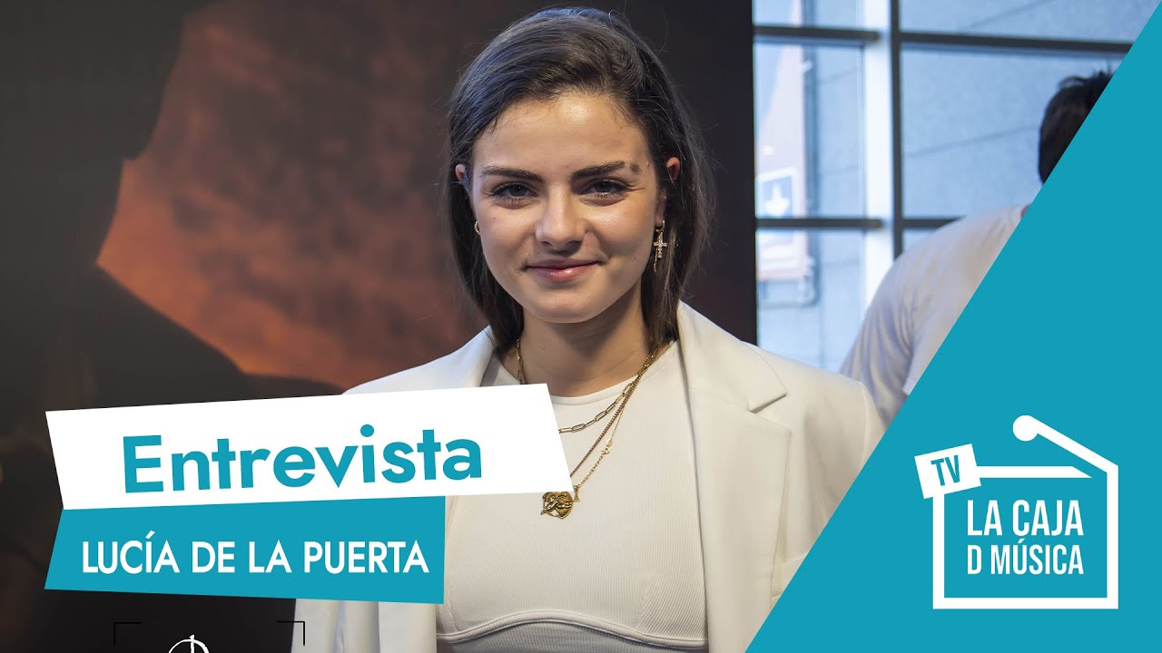 LUCÍA DE LA PUERTA : 